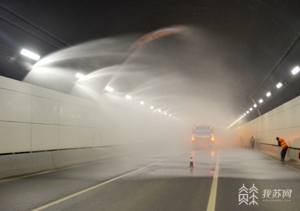 南京应天大街长江隧道夜间即将封闭管养(图1)