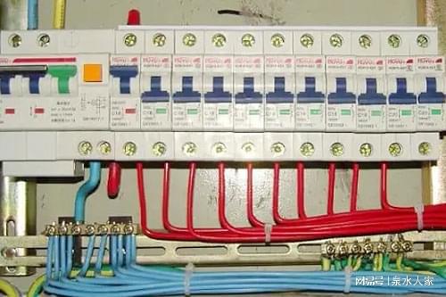 青岛电工维修电话电路维修跳闸灯具安装(图3)